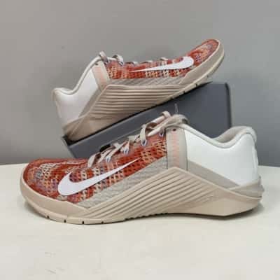 Nike Metcon Womens  Size 8 Sneakers / Trainers Beige / Camouflage / White 