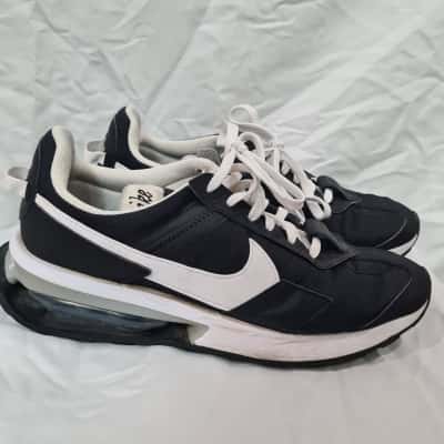 Nike Sneakers Unisex Black  / White Size 40.5 EU