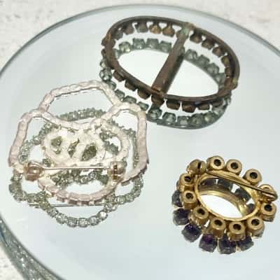 Vintage Brooches x 2 & Gemstone Buckle 