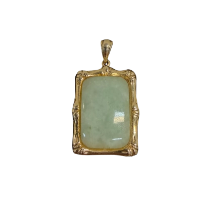Beautiful Vintage 14 Karat Gold and Jade Stone/Crystal Pendant (9 grams)