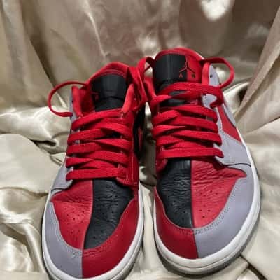 Nike Air Jordan Mens  Size 7 Sneakers Grey / Red 