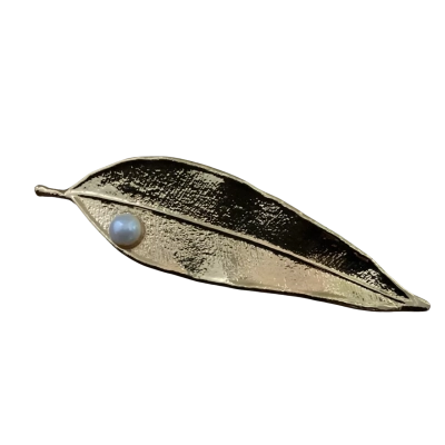  Gum Leaf Brooch Gold / Pearl 