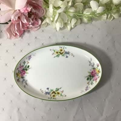 Royal Doulton "Arcadia" Floral Fine Bone China Small Oval Plate