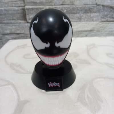 venom menacing grin led desk light 