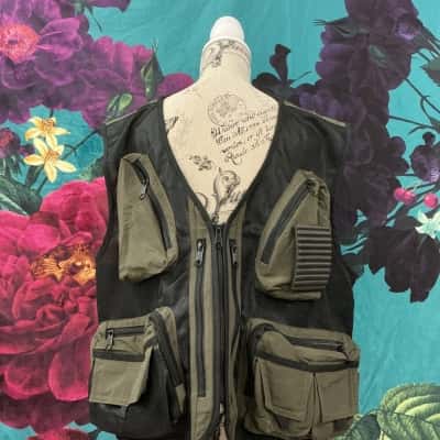  Mens Vest Size L Black  / Green 