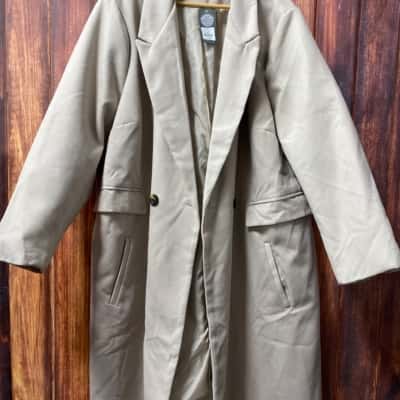 Autograph Size 26 Beige coat new 