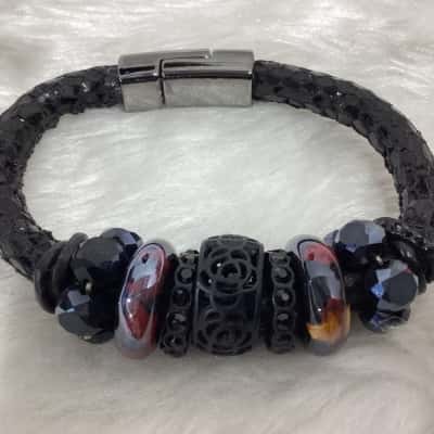 Womens Faceted Black & Multicoloured Glass Beads Bracelet 