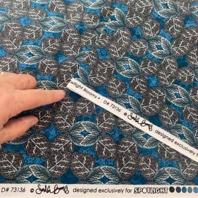 Twighlight Blooms Cotton Fabric  108 x 205cm     FAb5