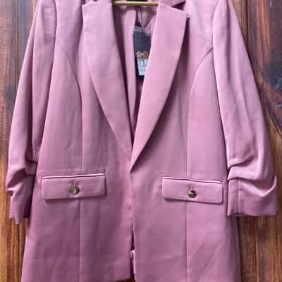 Portmans  Size 14 Blazer Pink  new 