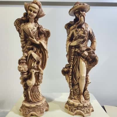 2x Resin Figures - EUC
