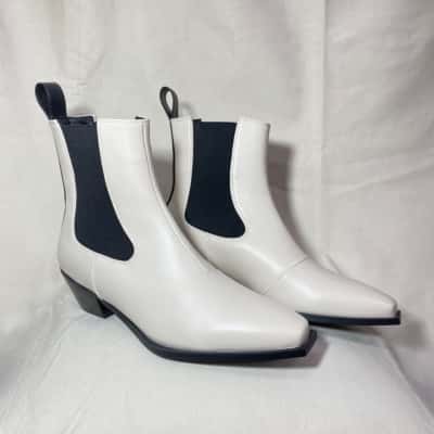 Billini Bexton Black/Cream Chelsea Boots 