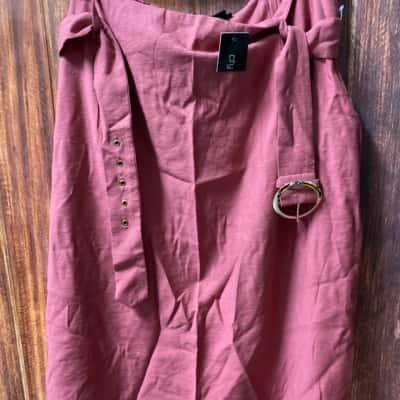 City Chic  dusty pink   Size L skirt new 