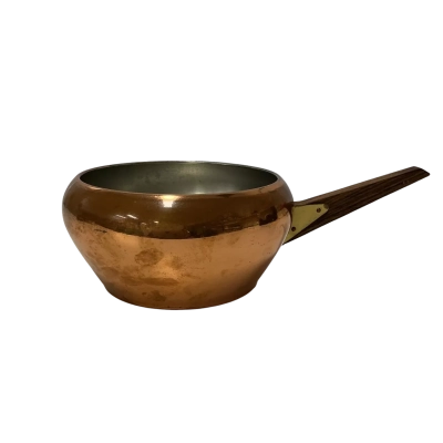  Vintage copper pot