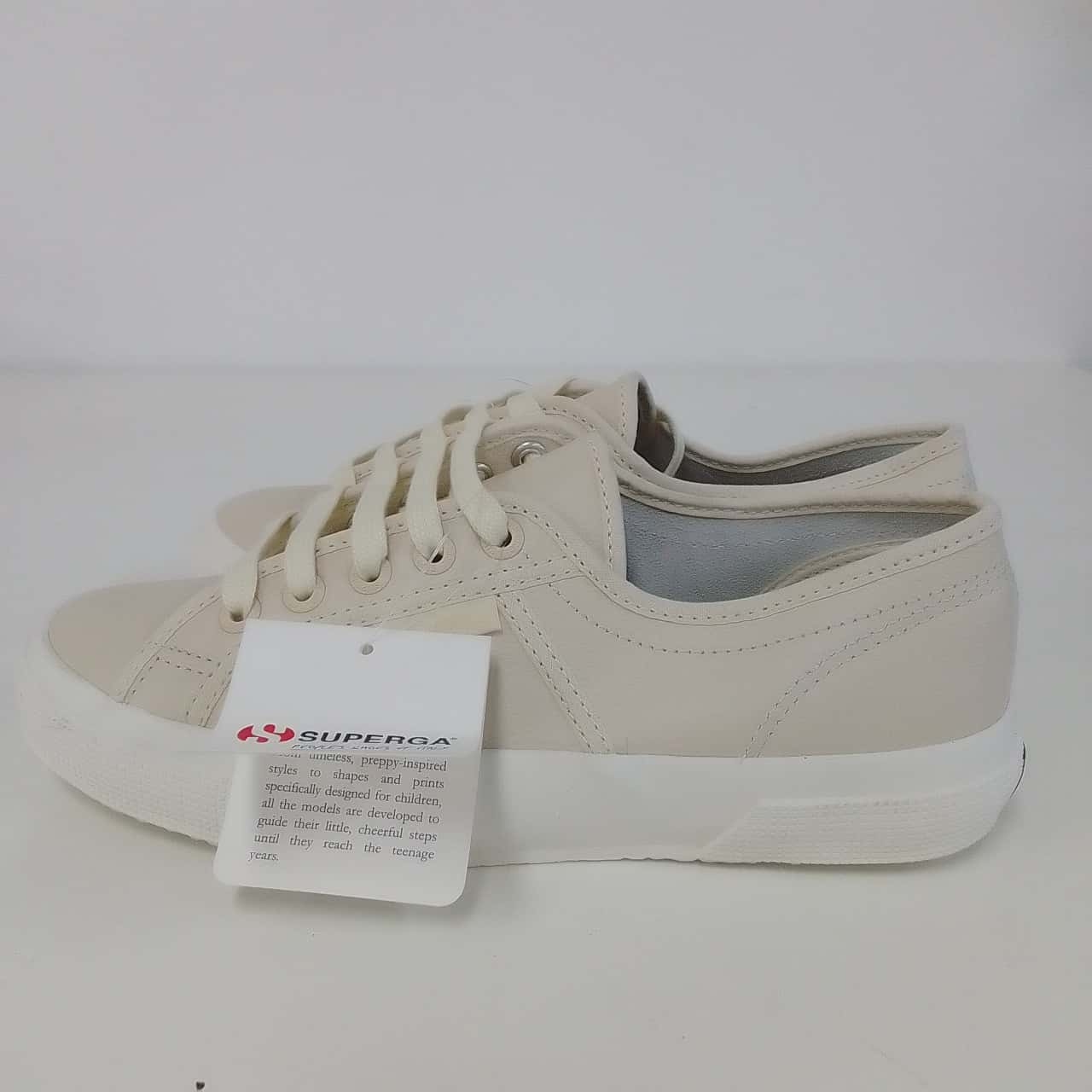 superga size 4