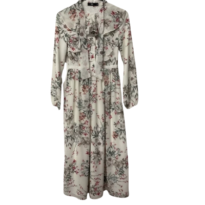 Hijab House  Womens  Size 6  Green / Pink / White  Floral Dress