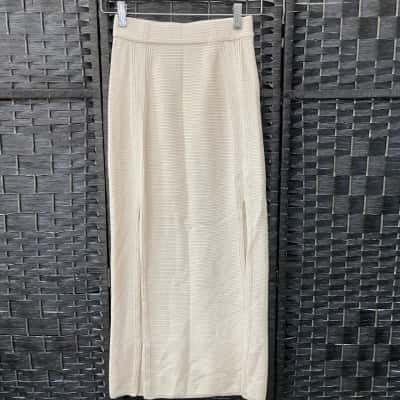 Sheike Womens  Size XS Cream 