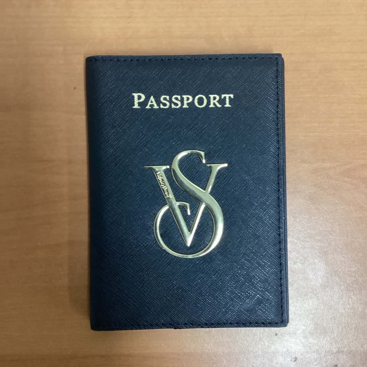 Victoria's Secret Womens Black Passport case(s)