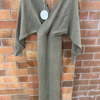 Petal + Pup Womens  Size 6 Maxi Dress Olive 
