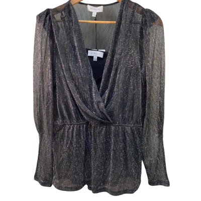 BNWT Witchery Womens  Size S V-Neck Top 