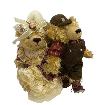  A Pair of Home Art Bears