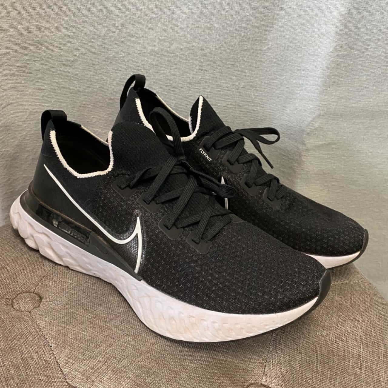 Nike Mens Infinity React Runners Size 12/13 Black (s)