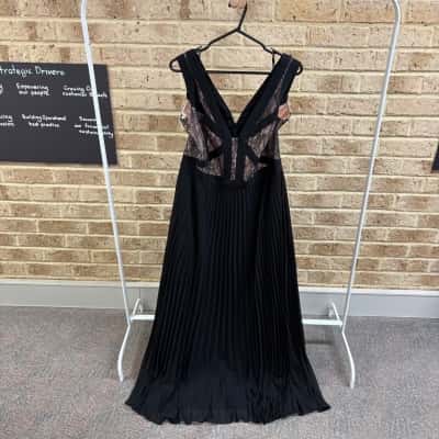 City Chic Womens maxi Tiffany black Size XS 