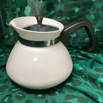 Vintage Corningware 6 Cup Teapot