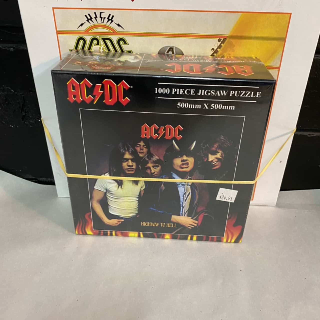2x AC/DC Puzzles BNWT (s)
