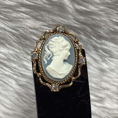  Women's Brooches x 3