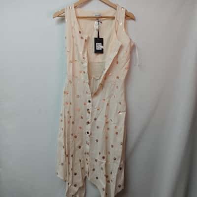 Table Eight Womens  Size 8 spot dress