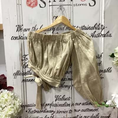 Dissh Brand! OFF ONE SHOULDER TOP W/ WAISTLINE TIED UP SASH! Womens  Size 6 Beige 