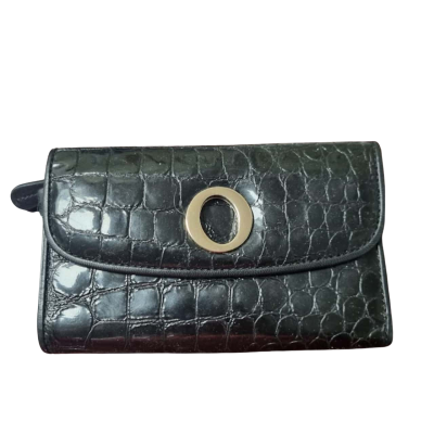 Oroton Women's Textured Wallet in Black  