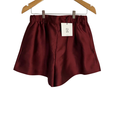  Remain  Womens  Size 10 Shorts 