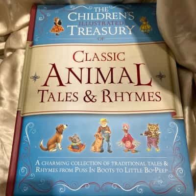 The Children’s illustrated Treasury Classic Animal Tales & Rhymes