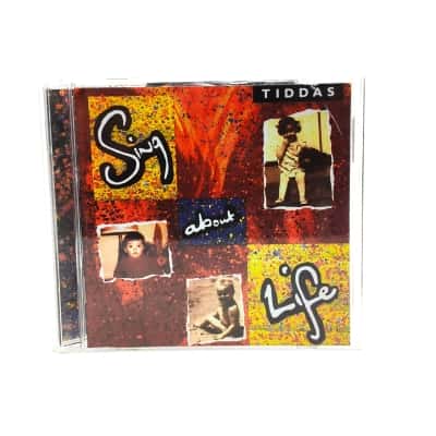 CD Album In Near Mint Condition - Tiddas – Sing About Life - Folk, World, & Country Style: Aboriginal Released  1993