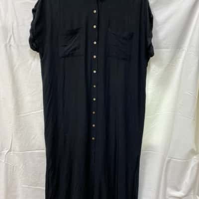 UMA AND LEOPOLD CLASSIC BLACK BUTTON UP SHIRT DRESS