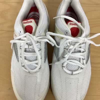 Reebok Unisex  Size 8.5 Silver / White sneakers