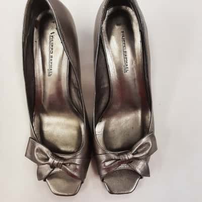 Filippo Raphael Silver Size 42  Peep Toe Heels 