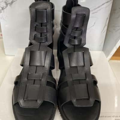 KITX Womens  Size 41 Sandals Black  