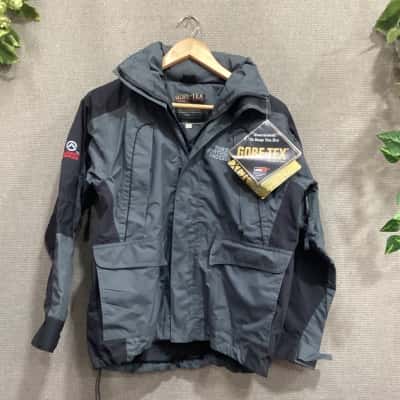 UNISEX The North Face Jacket Size S 