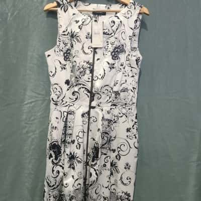 Ladies Cue White/Black Dress - Size 14 BNWT