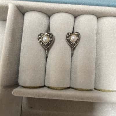 Vintage Marcasite Heart Earrings Screw-back
