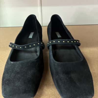 Zazou Womens Size 11 / 41 / 8.5 Flats Black / Gold NWT