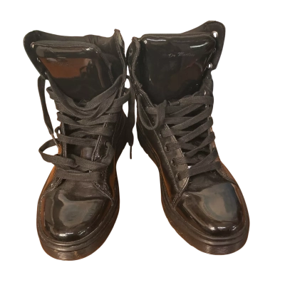 Dr Martens Womens  Size 5 Boots Black  
