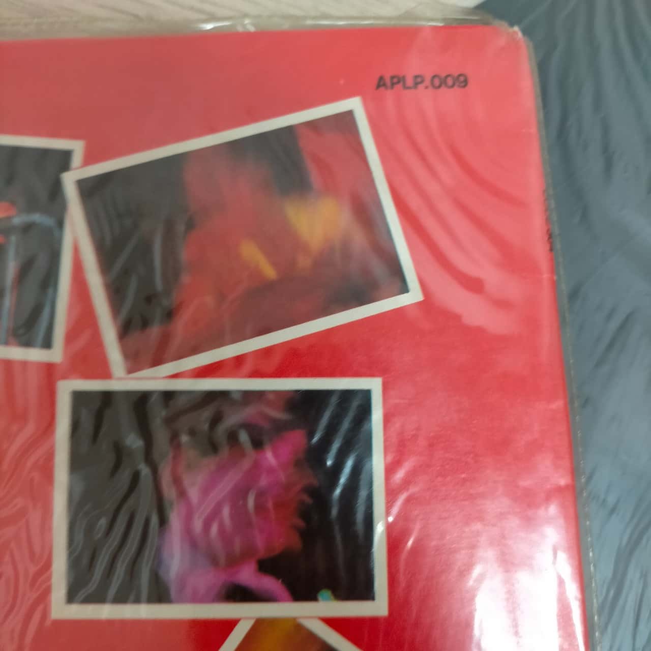 AC/DC HIGH VOLTAGE Vinyl Record EMI Records GUC(s)