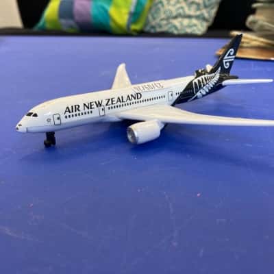 Air New Zealand Mini Plane 