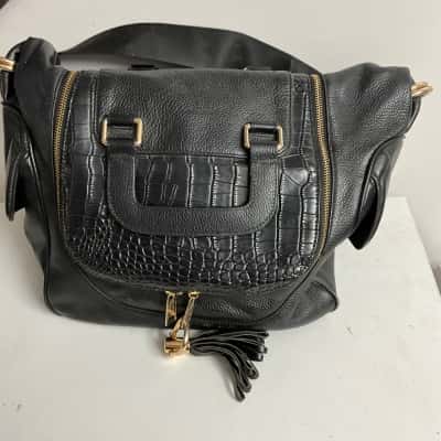 Womens Black  / Gold 