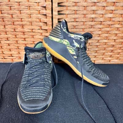 Nike Air Jordan XXXII Low BG Black Metalic - Size 5.5