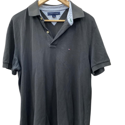 Tommy Hilfiger Mens  Size M Black  polo shirt