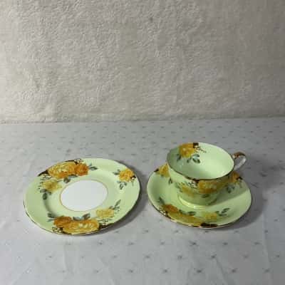 Vintage Anysley Green with Yellow Roses Bone China Cup Saucer & Plate